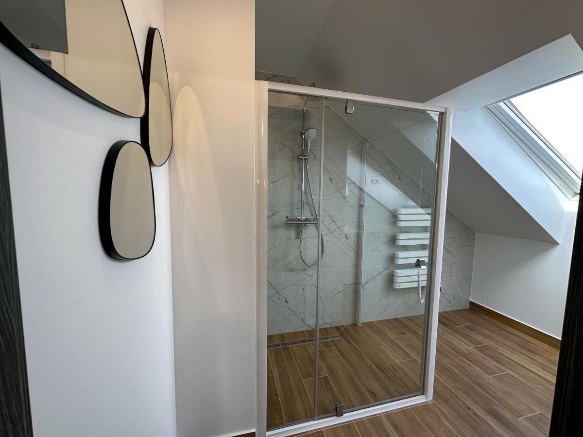 Pod Czworka Hotel Rewa Ngoại thất bức ảnh